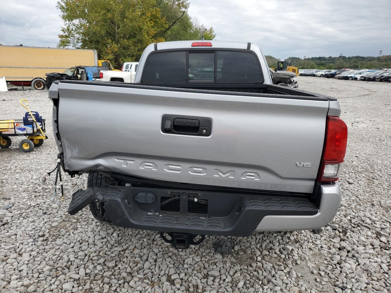 5TFSZ5AN4KX212058 2019 Toyota Tacoma Access Cab