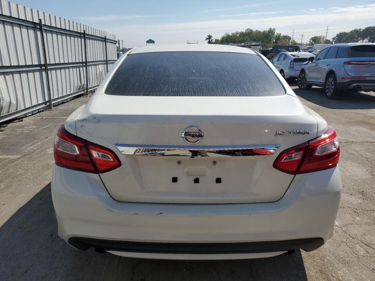 2016 Nissan Altima - Image 6