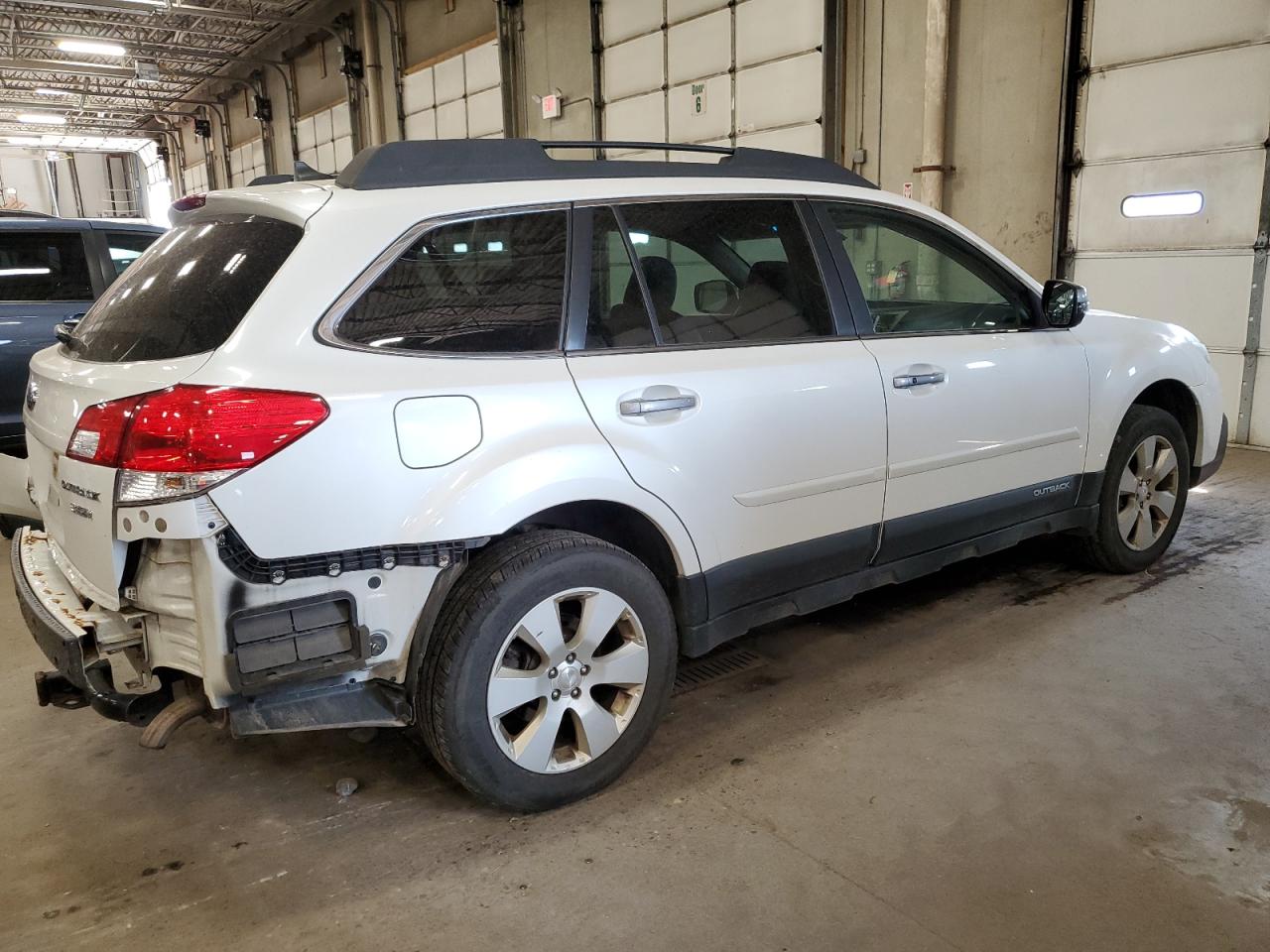 2013 Subaru Outback - Image 3