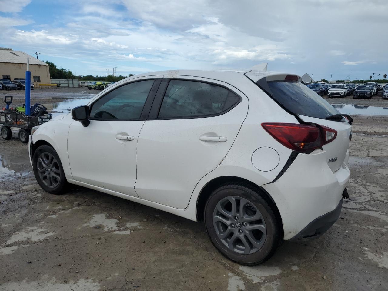 2020 Toyota Yaris - Image 2