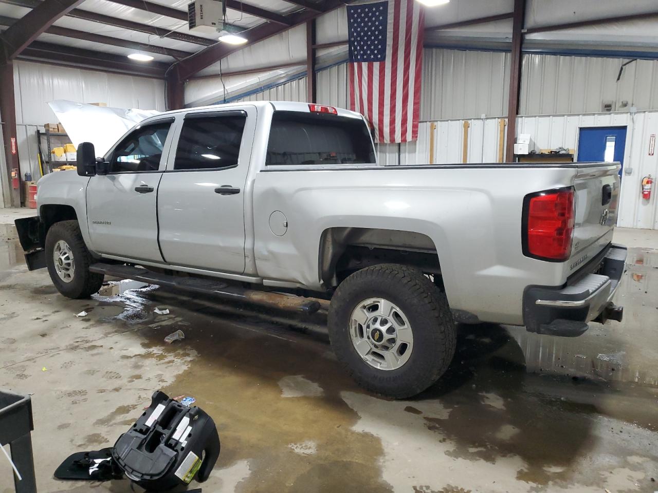 2015 Chevrolet Silverado - Image 2