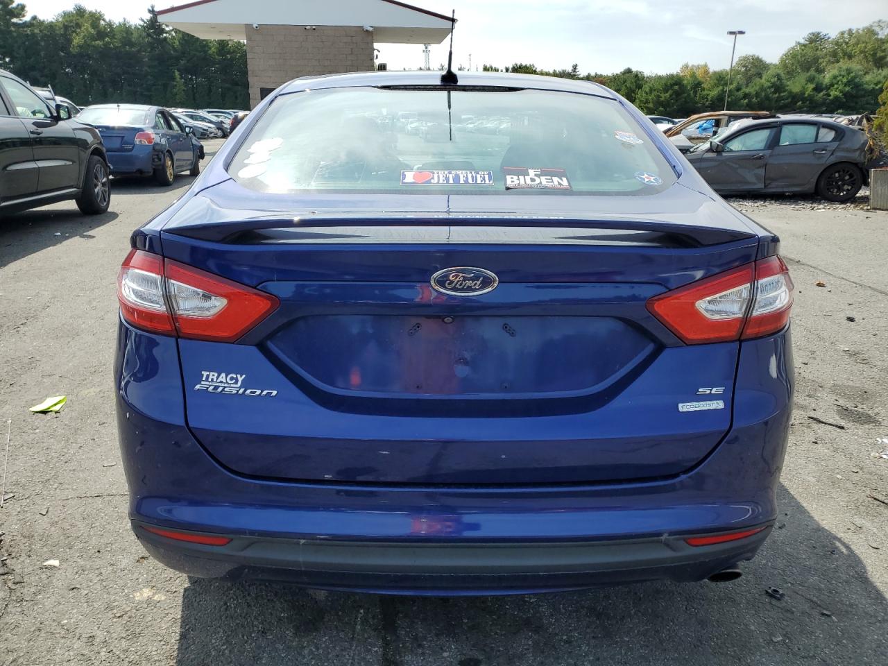 3FA6P0HD8ER132563 2014 Ford Fusion Se