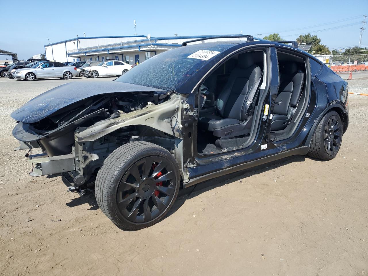 7SAYGAEE9NF429254 2022 TESLA MODEL Y - Image 1