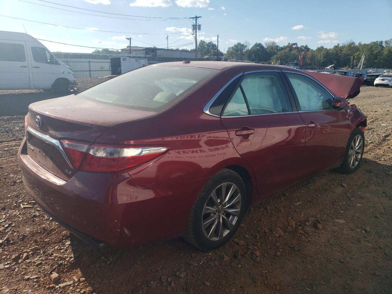 VIN 4T1BF1FK1FU896358 2015 TOYOTA CAMRY no.3