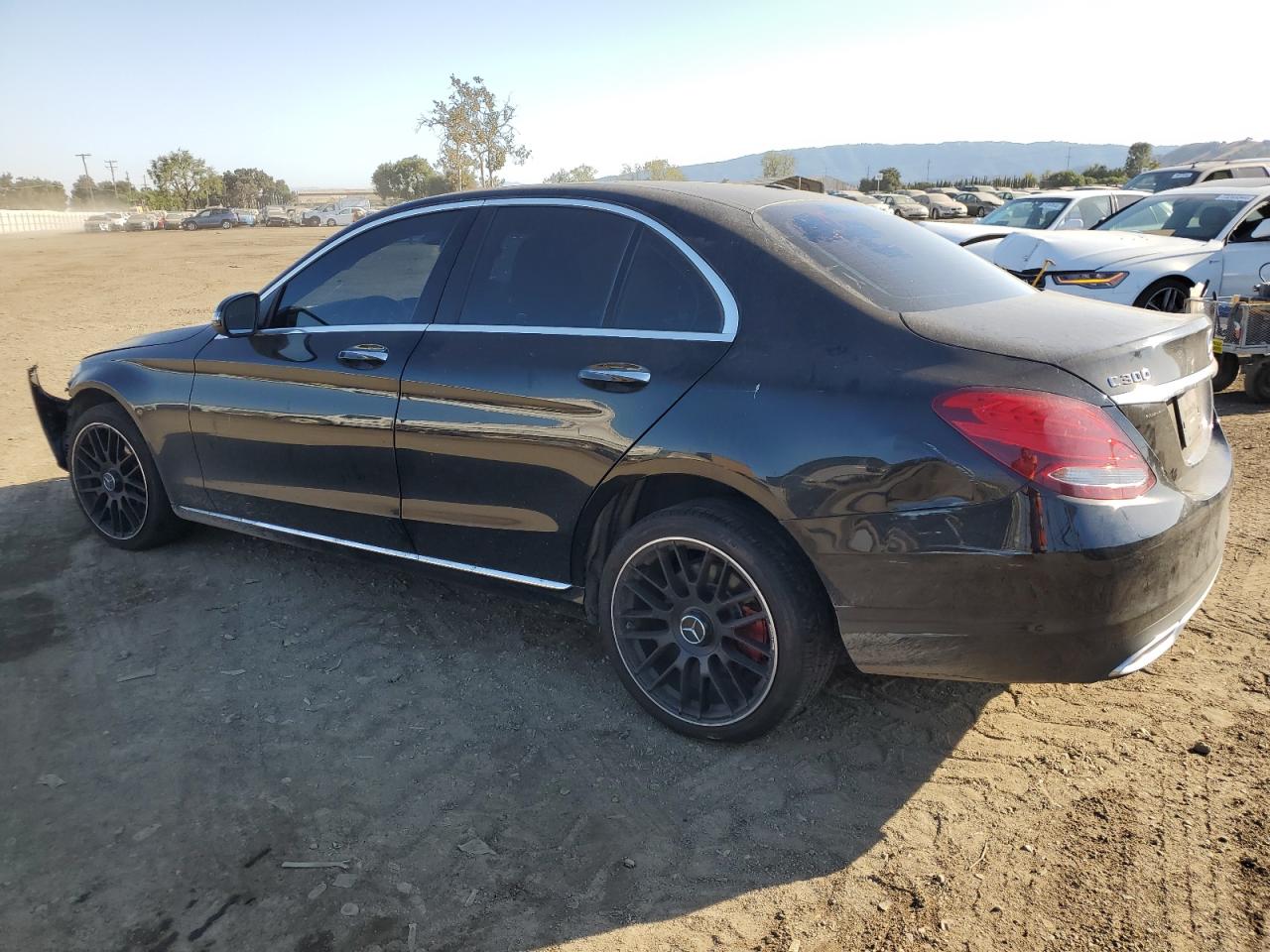 VIN 55SWF4JB6GU118094 2016 MERCEDES-BENZ C-CLASS no.2