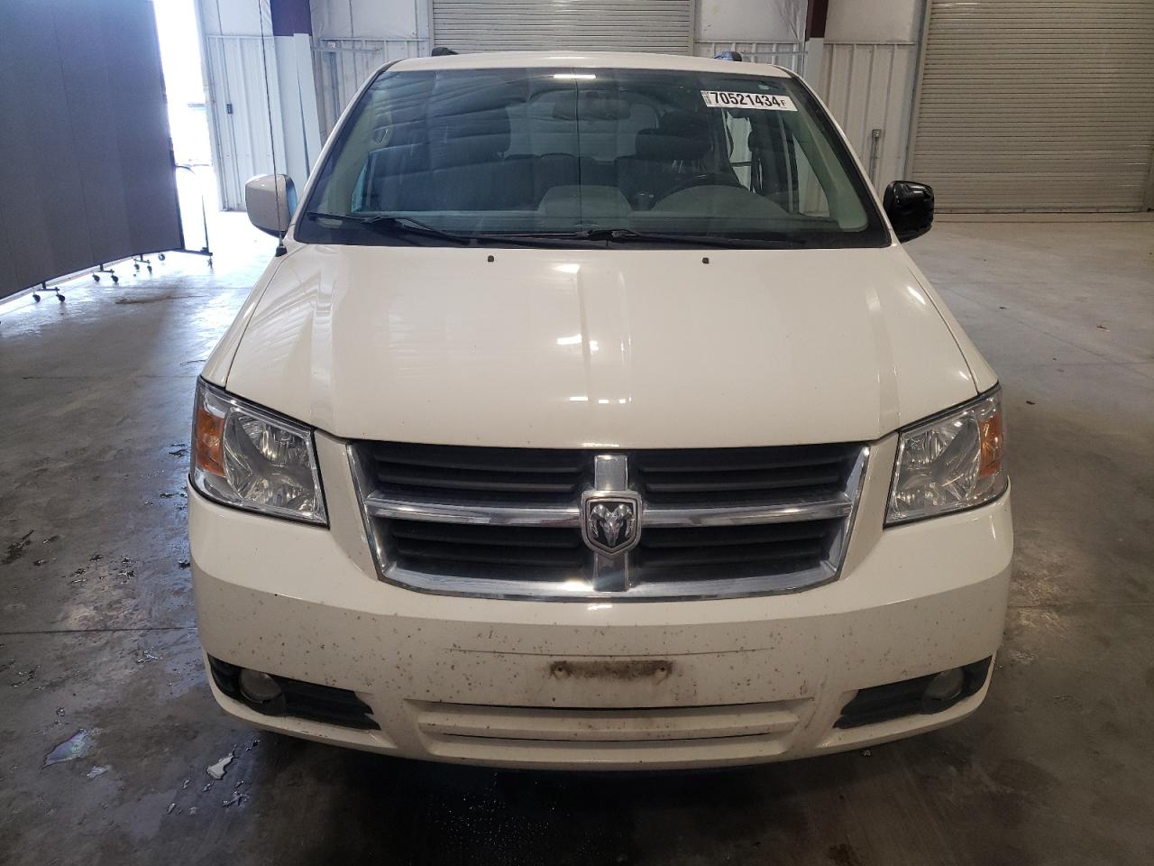 2010 Dodge Caravan - Image 5