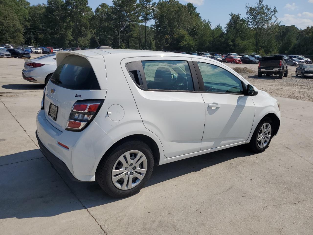 2017 Chevrolet Sonic - Image 3