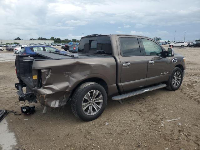  NISSAN TITAN 2017 Brown