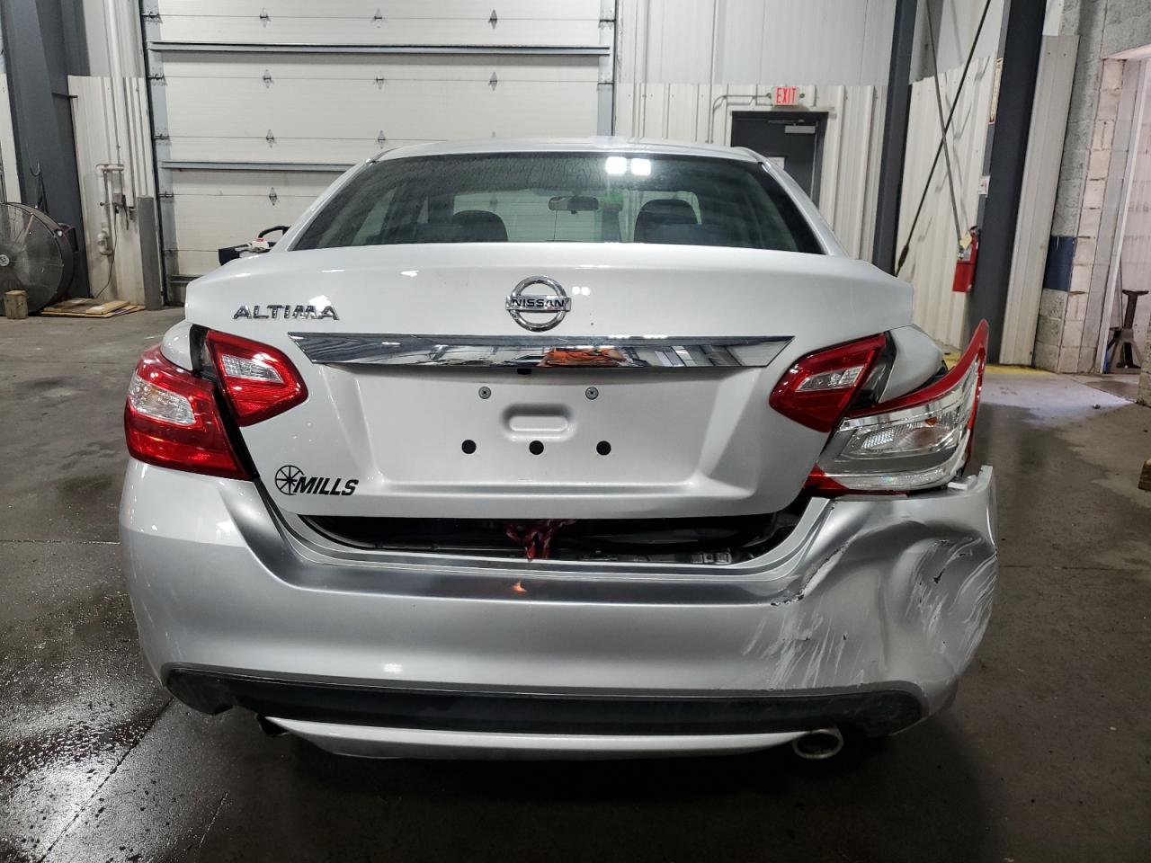 2017 Nissan Altima 2.5 VIN: 1N4AL3AP2HC215615 Lot: 70504284