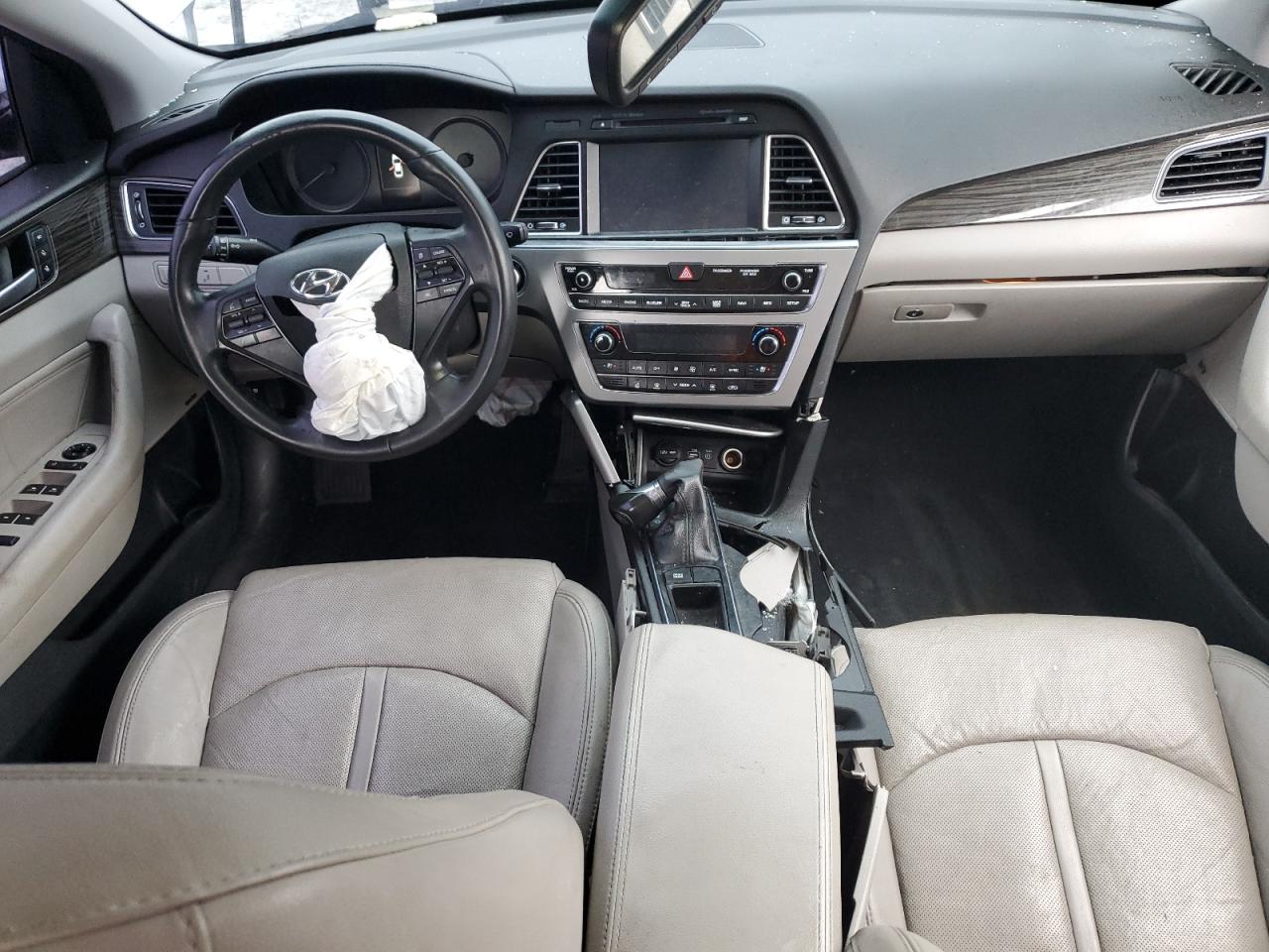 2015 Hyundai Sonata - Image 8