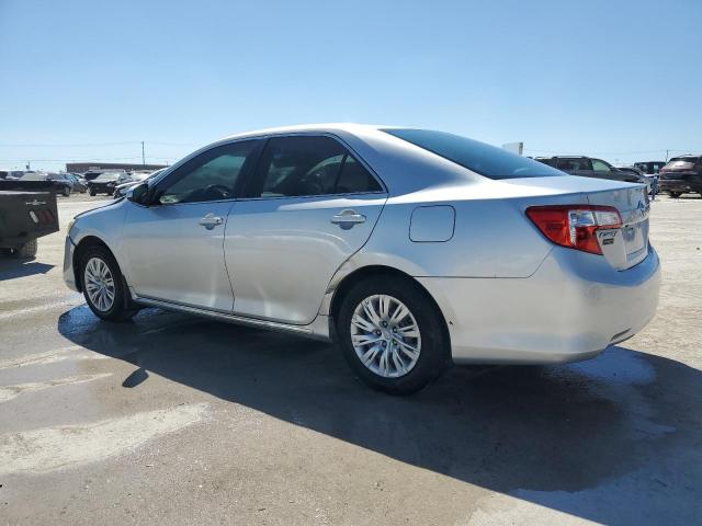  TOYOTA CAMRY 2014 Сріблястий