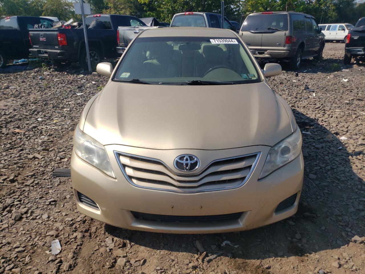 2011 Toyota Camry Base VIN: 4T1BF3EK5BU695487 Lot: 71539044