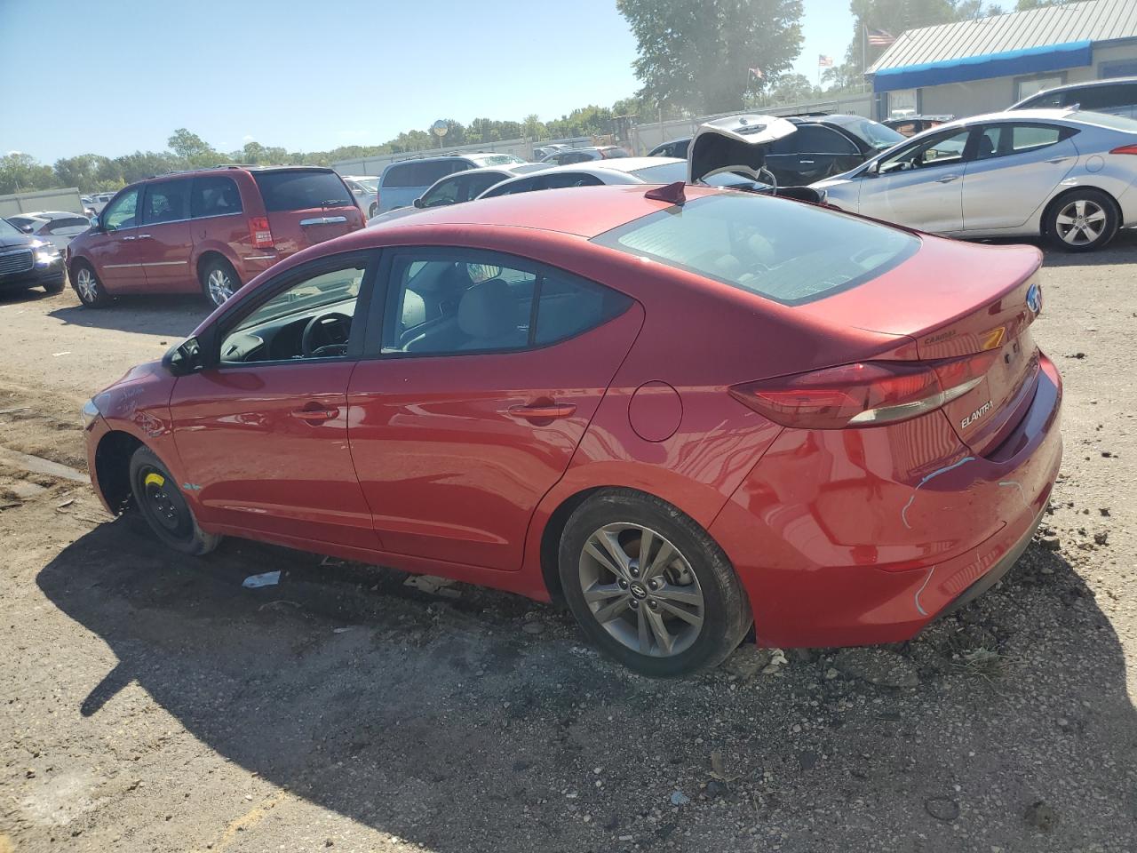 5NPD84LF8JH264380 2018 HYUNDAI ELANTRA - Image 2