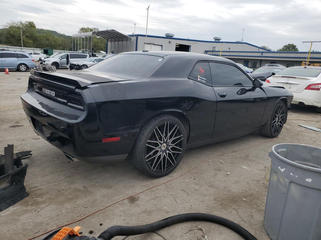 VIN 2C3CDYAG4DH649477 2013 DODGE CHALLENGER no.3