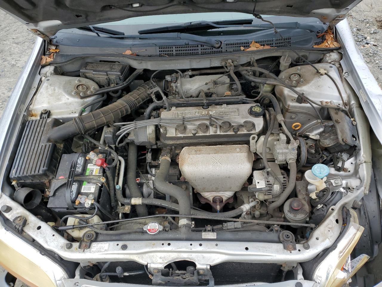 1HGCG65542A105090 2002 Honda Accord Lx