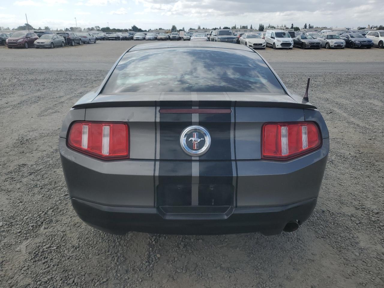 1ZVBP8AN9A5166211 2010 Ford Mustang