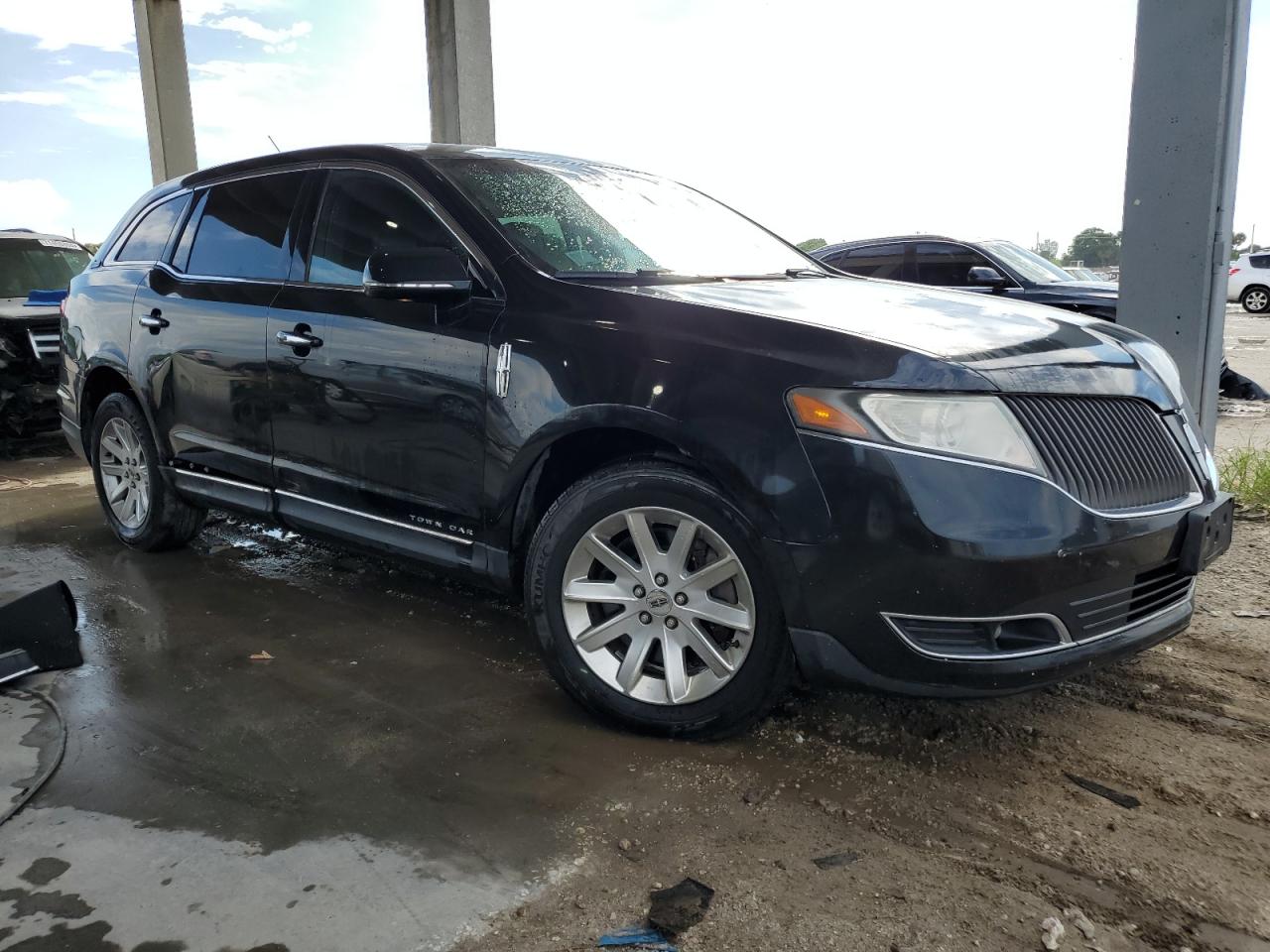 2LMHJ5NK0EBL51861 2014 Lincoln Mkt