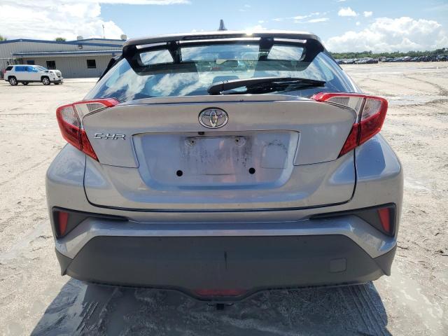  TOYOTA C-HR 2018 Srebrny