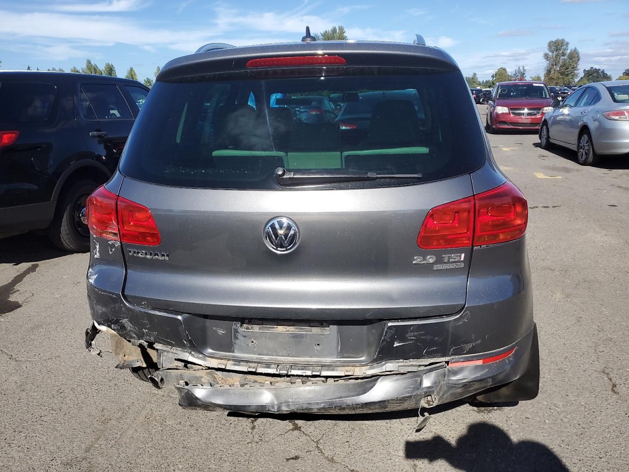 2012 Volkswagen Tiguan S VIN: WVGBV7AX2CW098377 Lot: 73527594