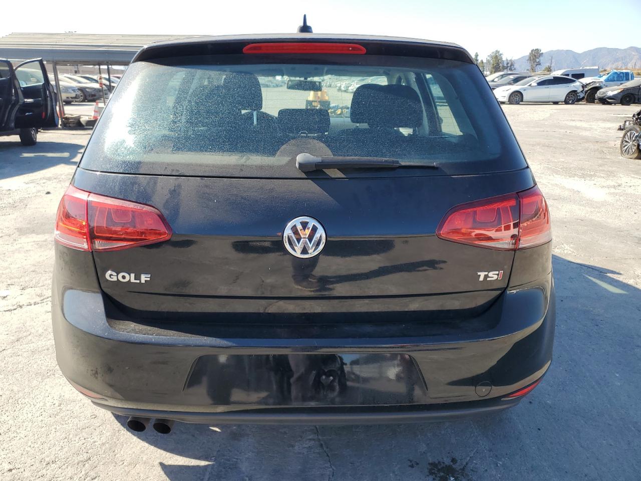 2017 Volkswagen Golf S VIN: 3VW217AU9HM045749 Lot: 70069074