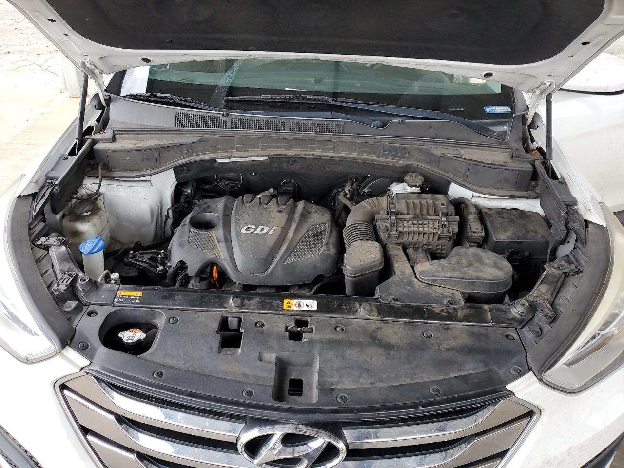 2014 Hyundai Santa Fe - Image 11