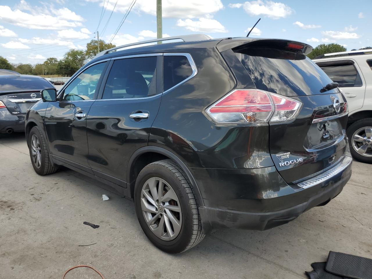 5N1AT2MT2FC854387 2015 NISSAN ROGUE - Image 2