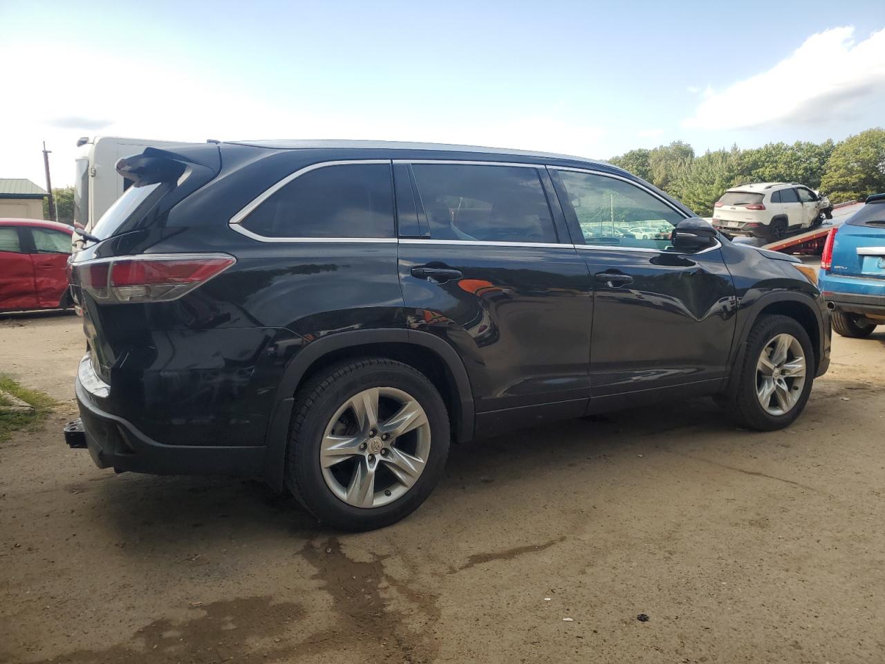 2015 Toyota Highlander Limited VIN: 5TDDKRFH3FS097097 Lot: 71767714