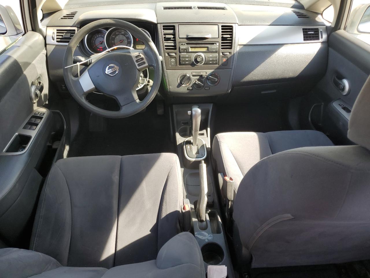 2008 Nissan Versa - Image 8