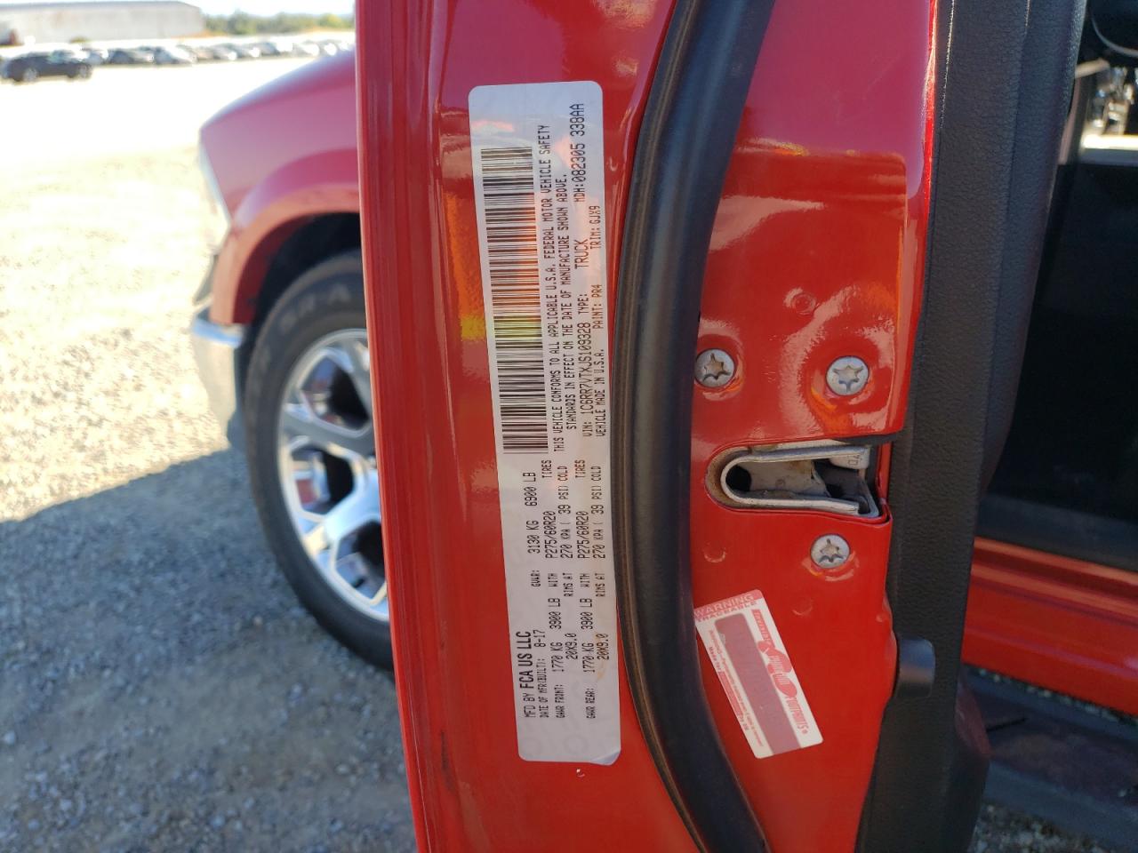 1C6RR7VTXJS109328 2018 Ram 1500 Laramie