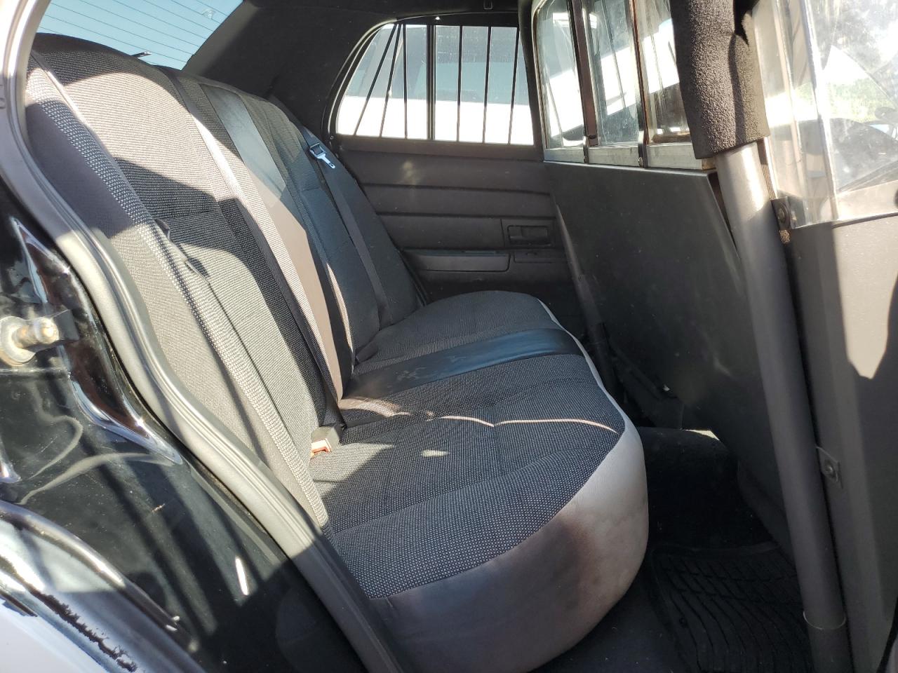 2005 Ford Crown Victoria Police Interceptor VIN: 2FAFP71W15X123208 Lot: 70035934