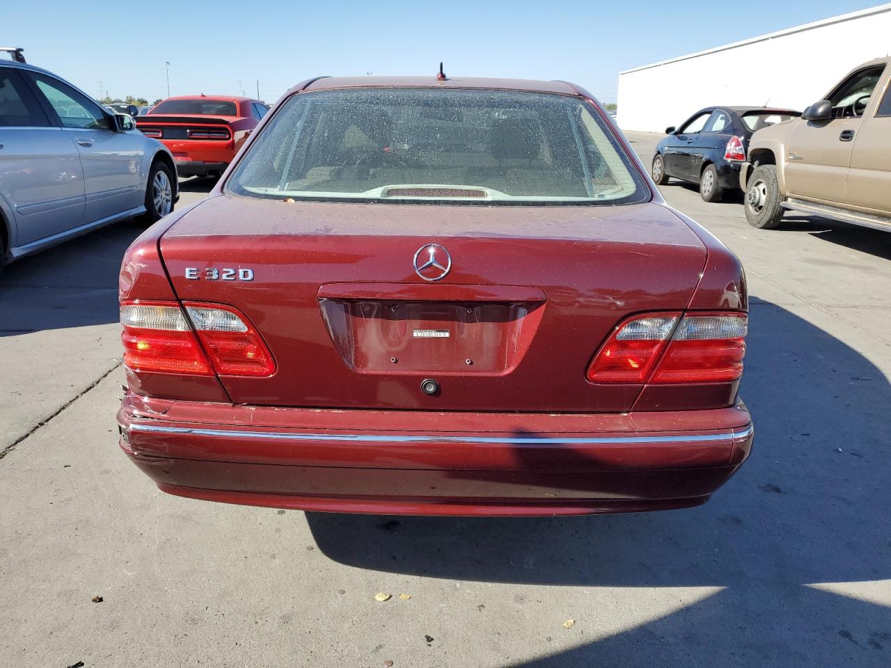 2001 Mercedes-Benz E 320 VIN: WDBJF65J01B239544 Lot: 70063384