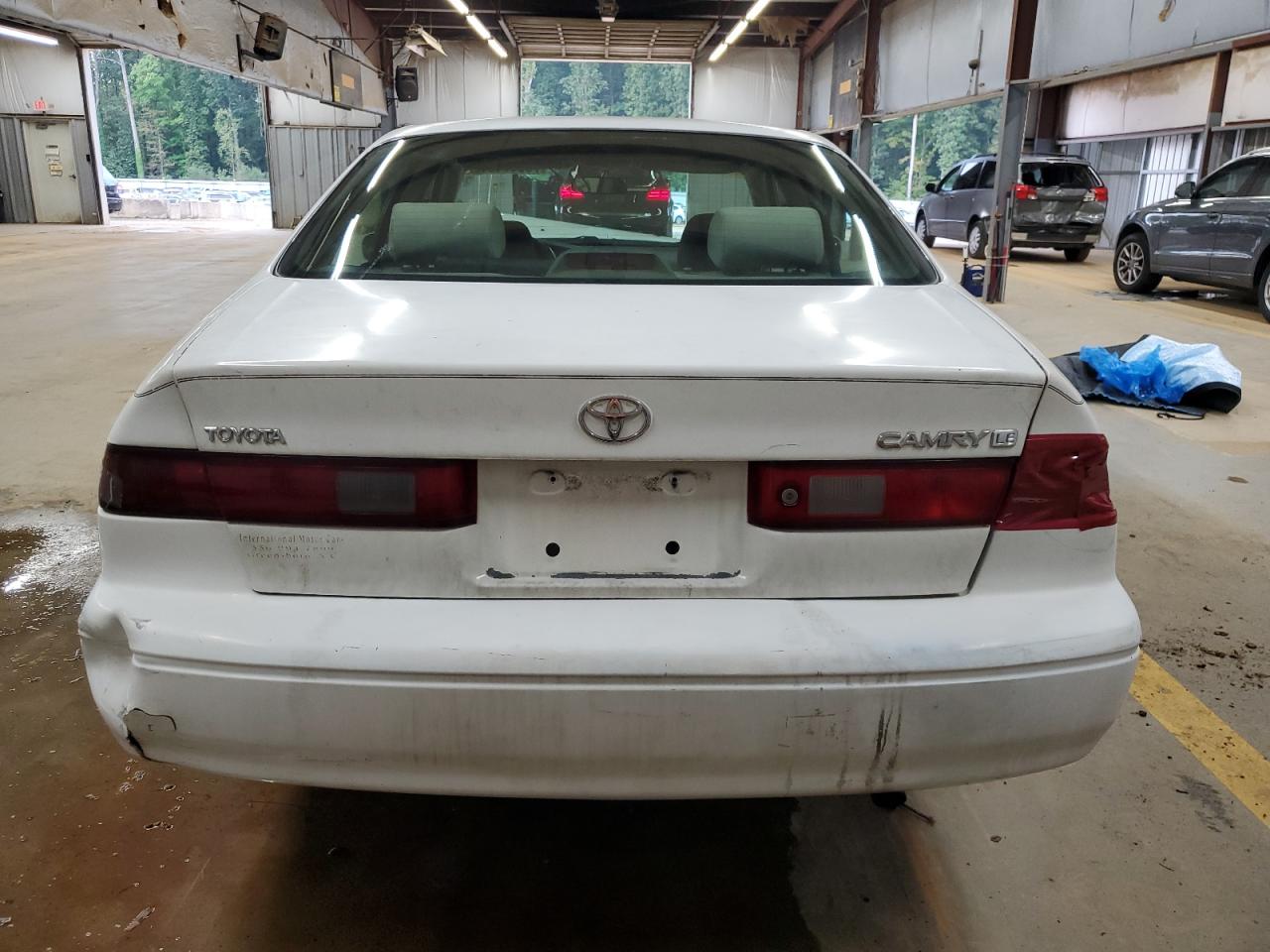 1999 Toyota Camry Ce VIN: 4T1BG22K9XU869192 Lot: 73665104