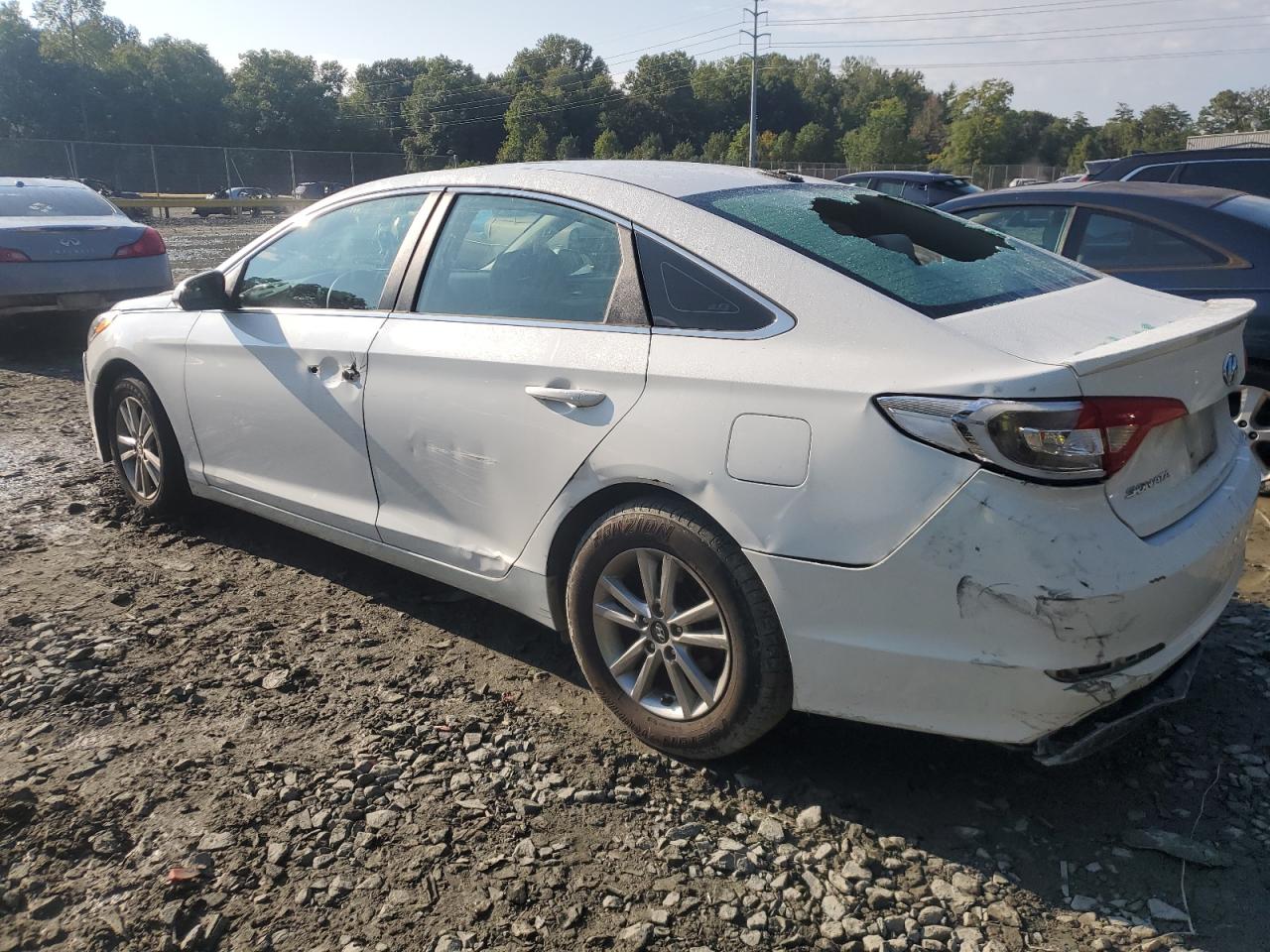 5NPE24AF9HH512509 2017 HYUNDAI SONATA - Image 2