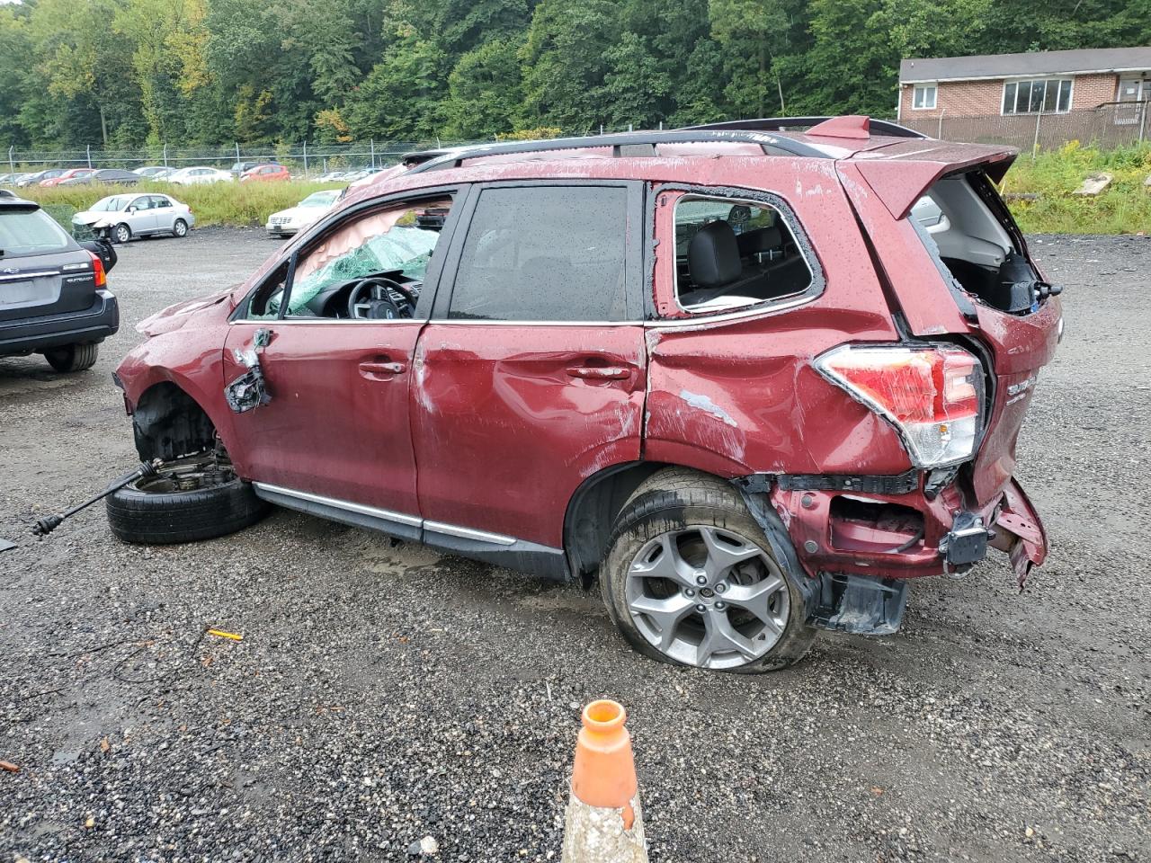 2017 Subaru Forester 2.5I Touring VIN: JF2SJATC8HH580355 Lot: 71920724