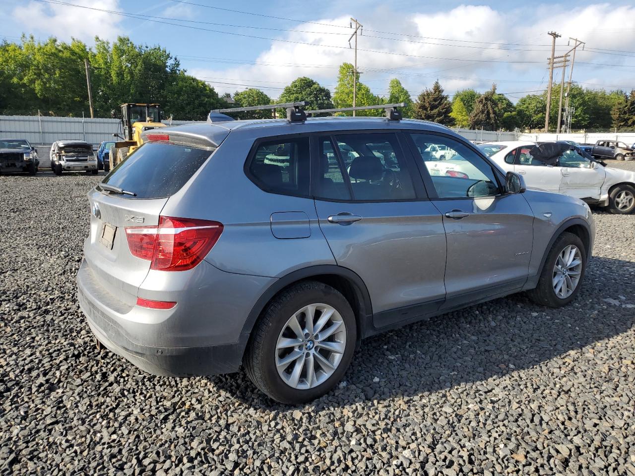 VIN 5UXWY3C58F0E96137 2015 BMW X3 no.3