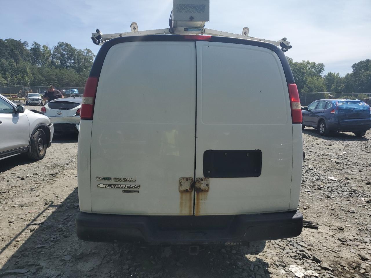 2011 Chevrolet Express G3500 VIN: 1GCZGTCG9B1133110 Lot: 70171234