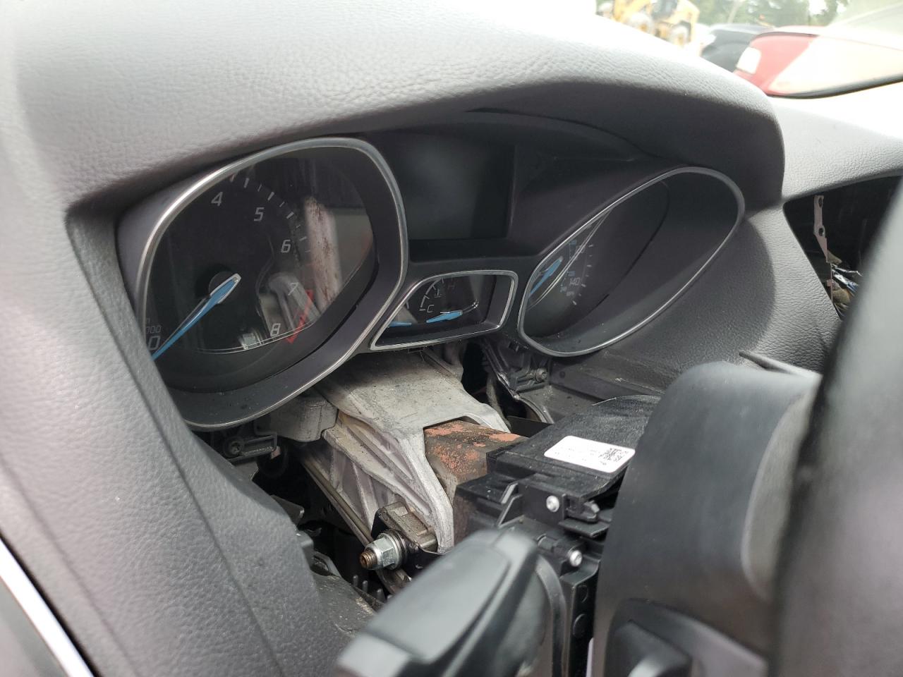 1FADP3J26DL288695 2013 Ford Focus Titanium