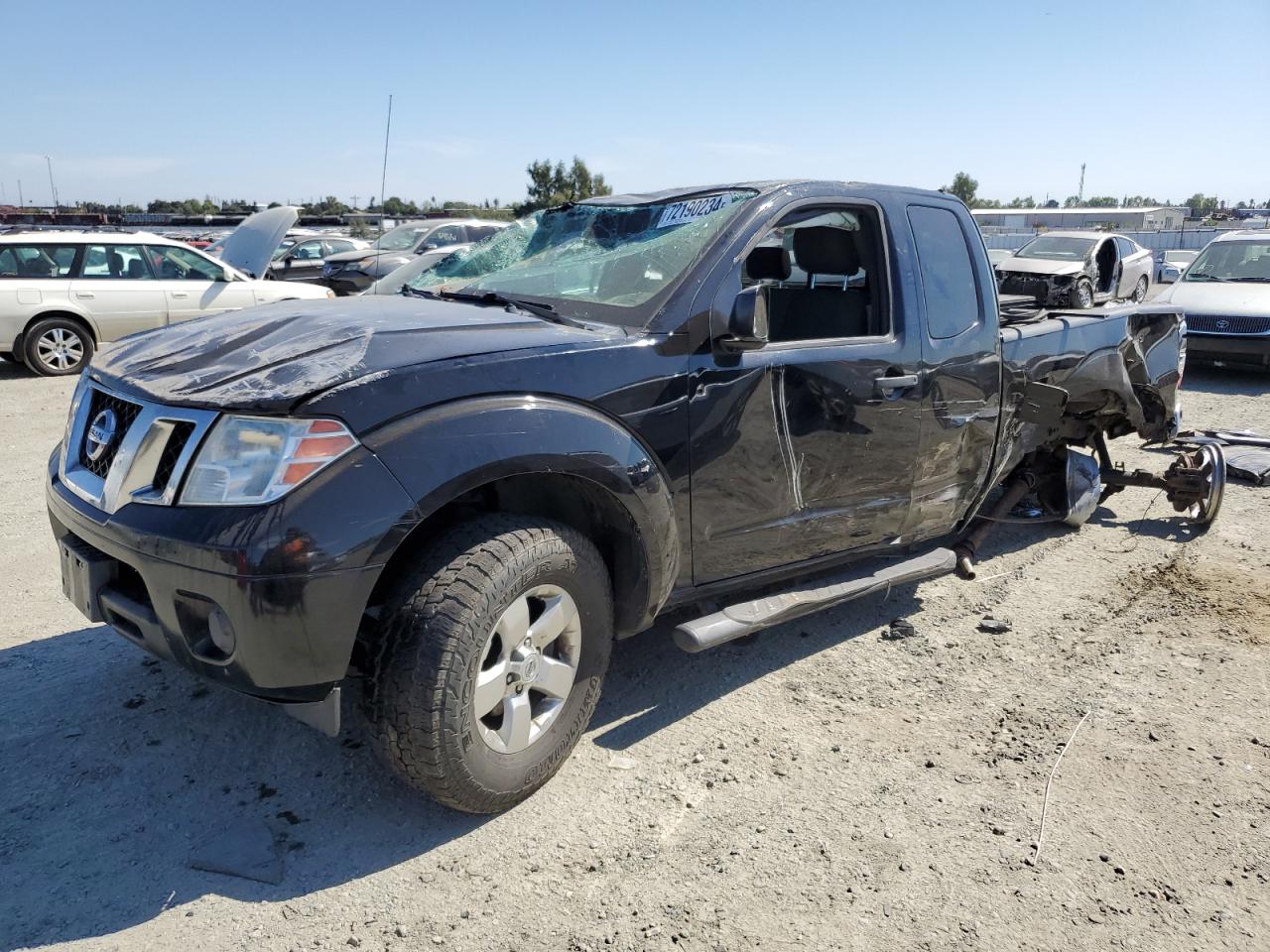 2013 Nissan Navara (Frontier) - Image 1