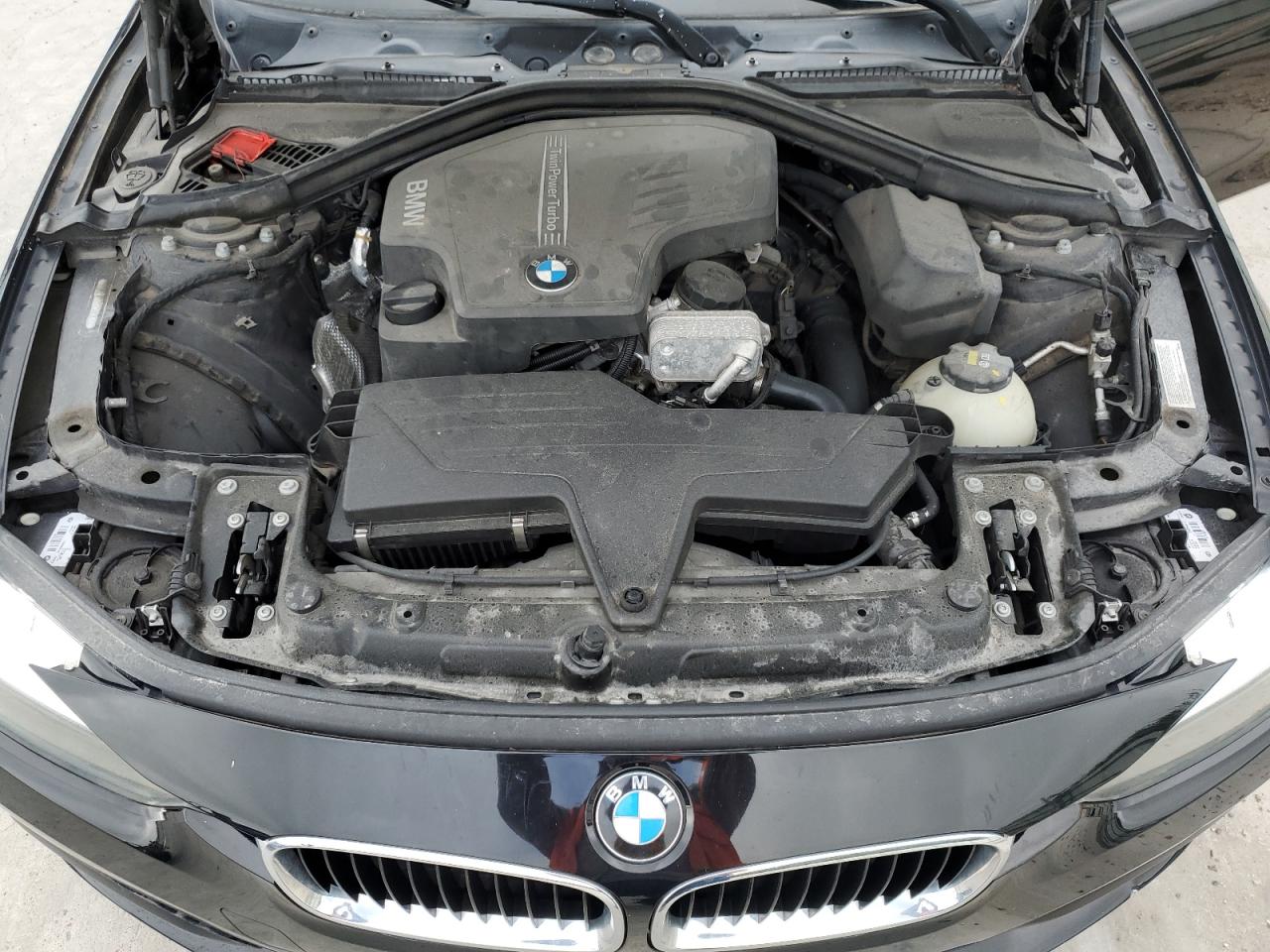 WBA8E1G55GNT34160 2016 BMW 320 I