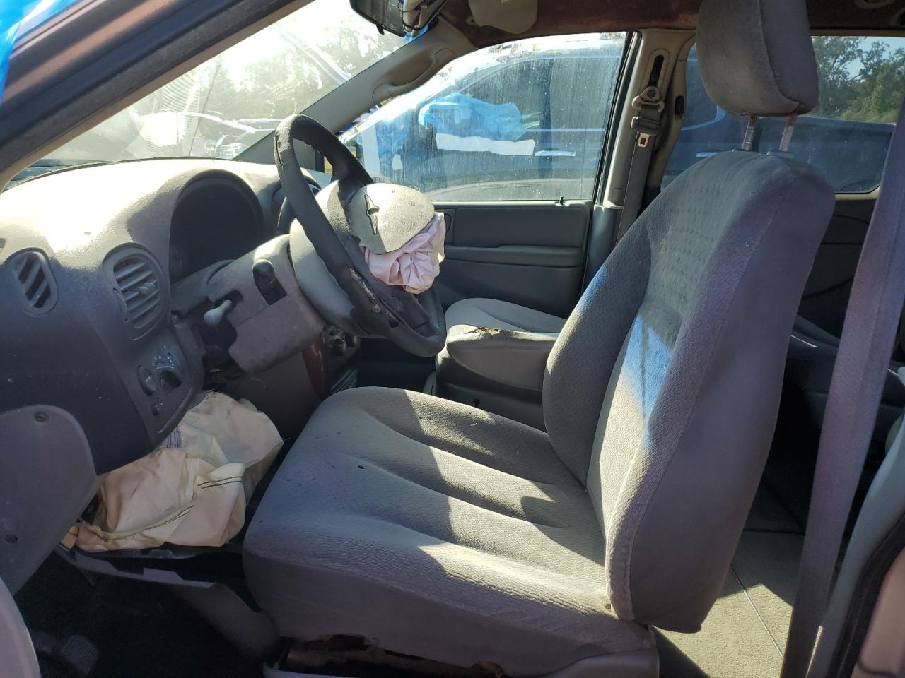 2006 Chrysler Town & Country Lx VIN: 1A4GP44R66B613323 Lot: 57492005
