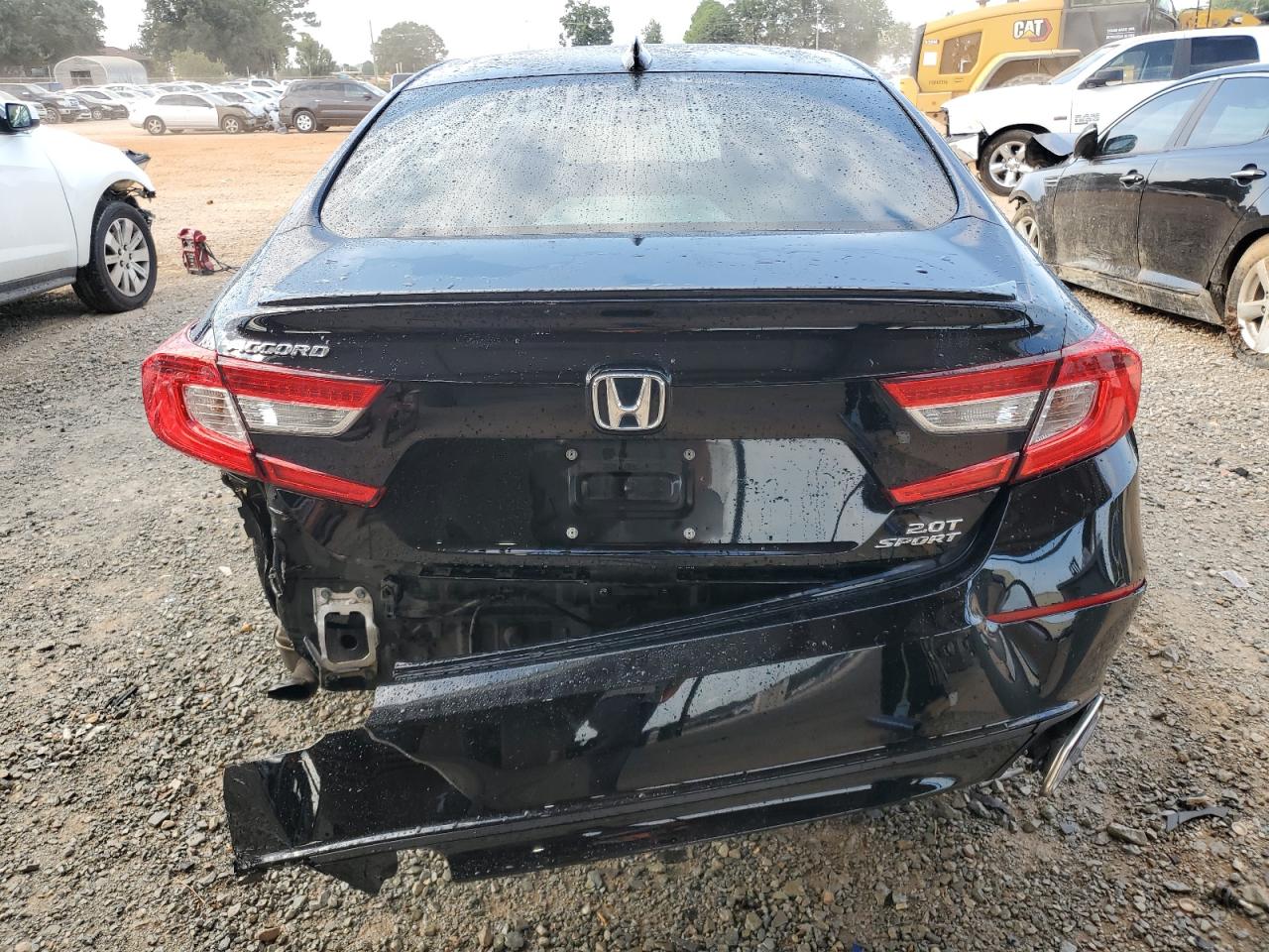 1HGCV2F34JA016338 2018 Honda Accord Sport