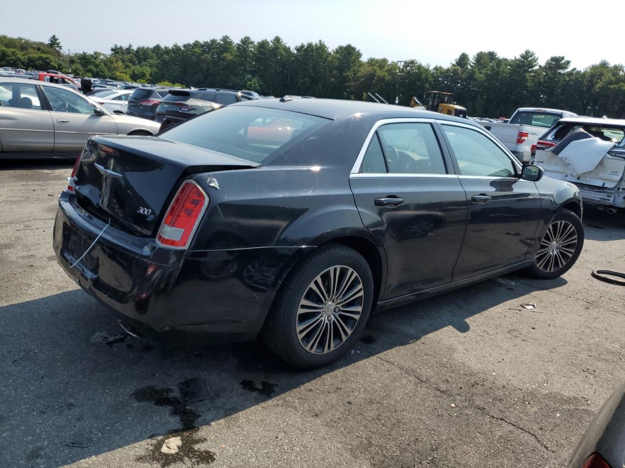 VIN 2C3CCAGG0DH523781 2013 CHRYSLER 300 no.3