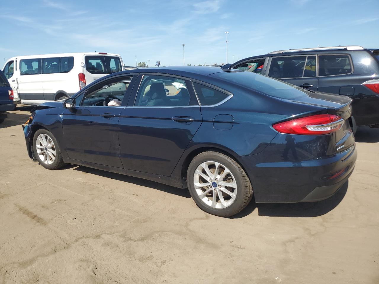 3FA6P0HDXLR247131 2020 FORD FUSION - Image 2