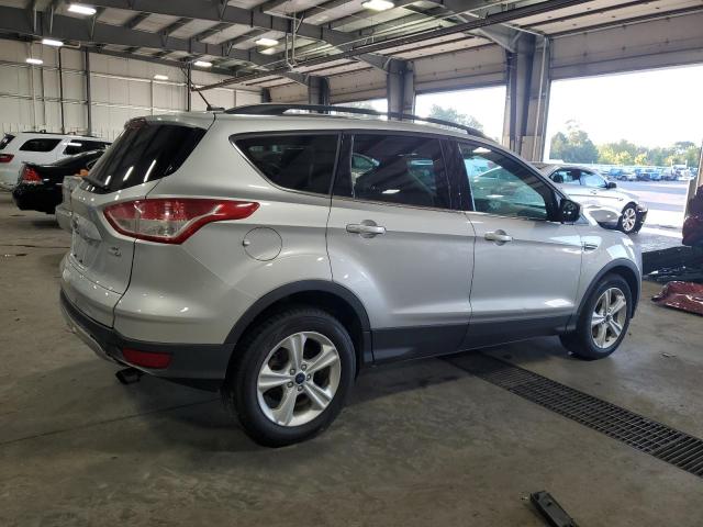  FORD ESCAPE 2015 Srebrny