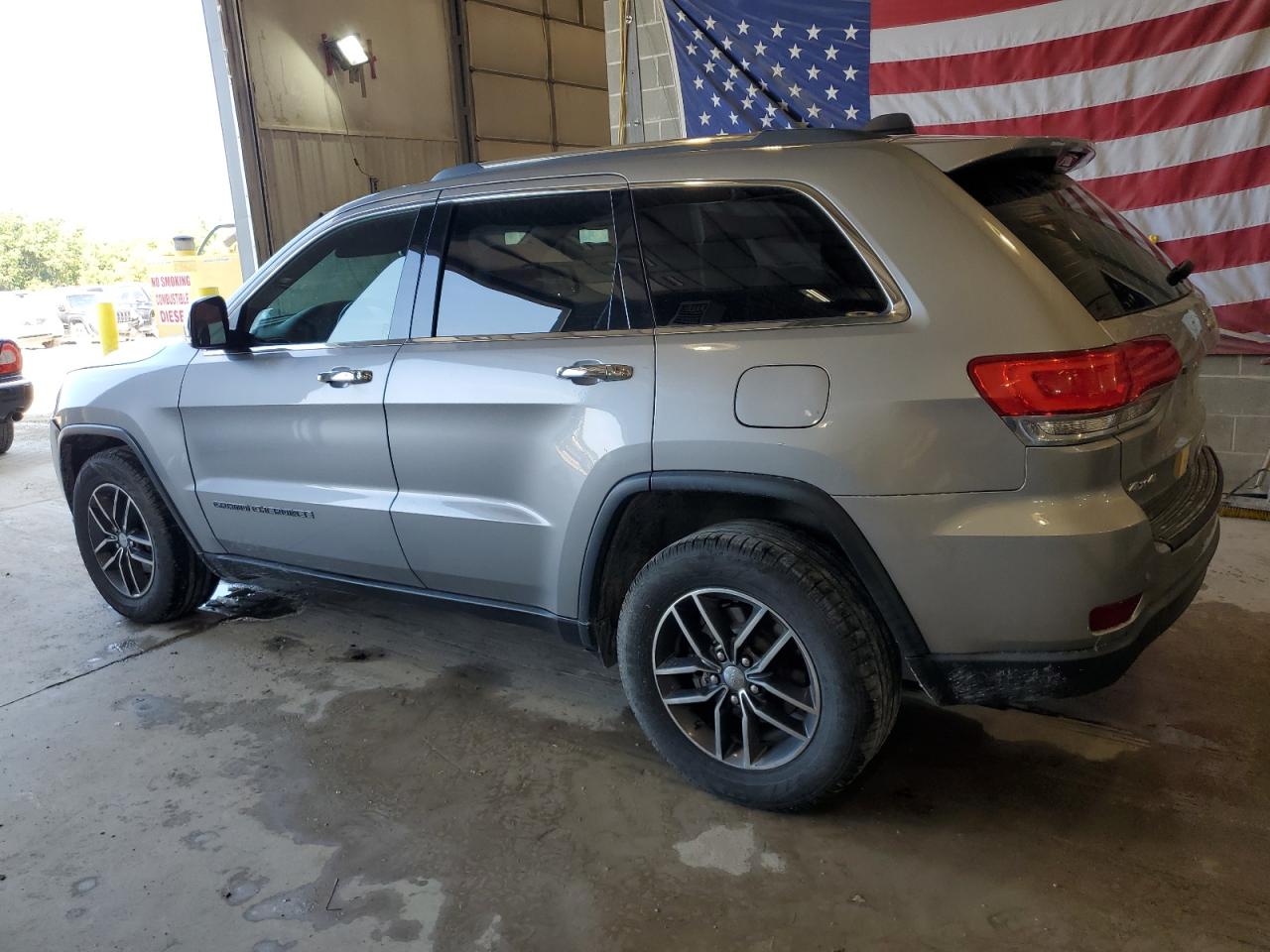 1C4RJFBG6HC941397 2017 JEEP GRAND CHEROKEE - Image 2