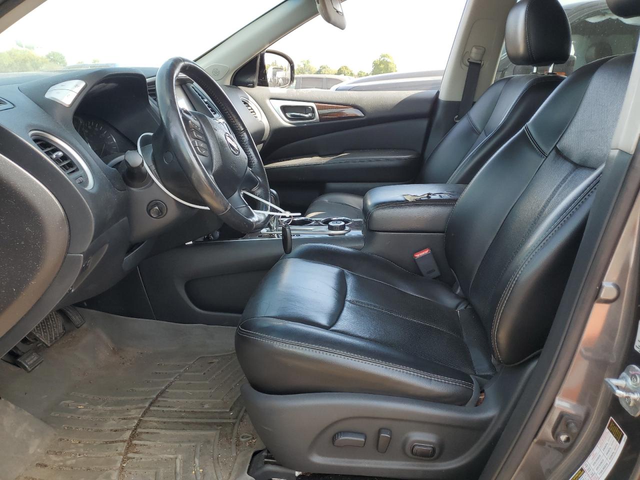 2015 Nissan Pathfinder - Image 7
