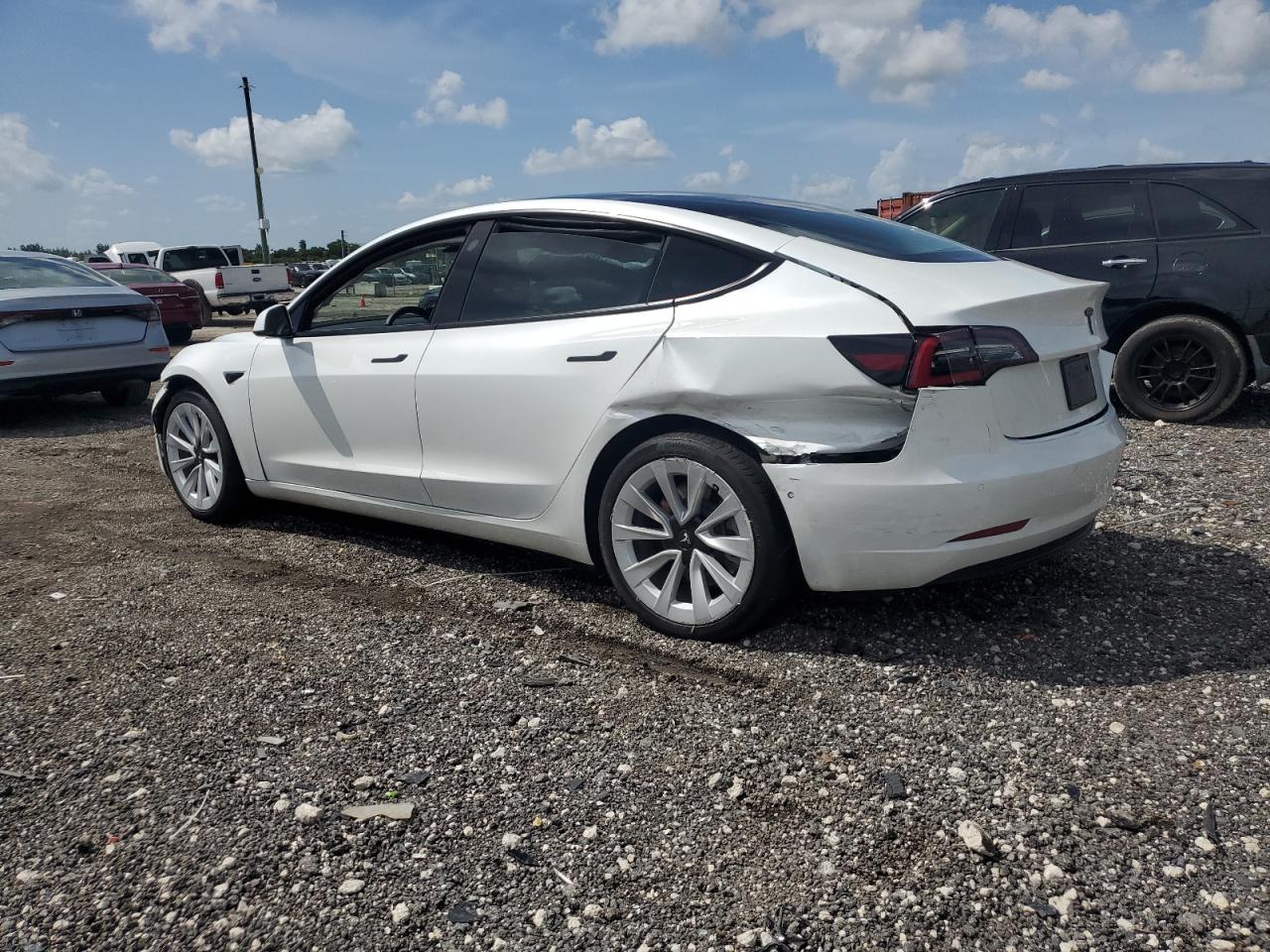 5YJ3E1EA7NF340759 2022 TESLA MODEL 3 - Image 2