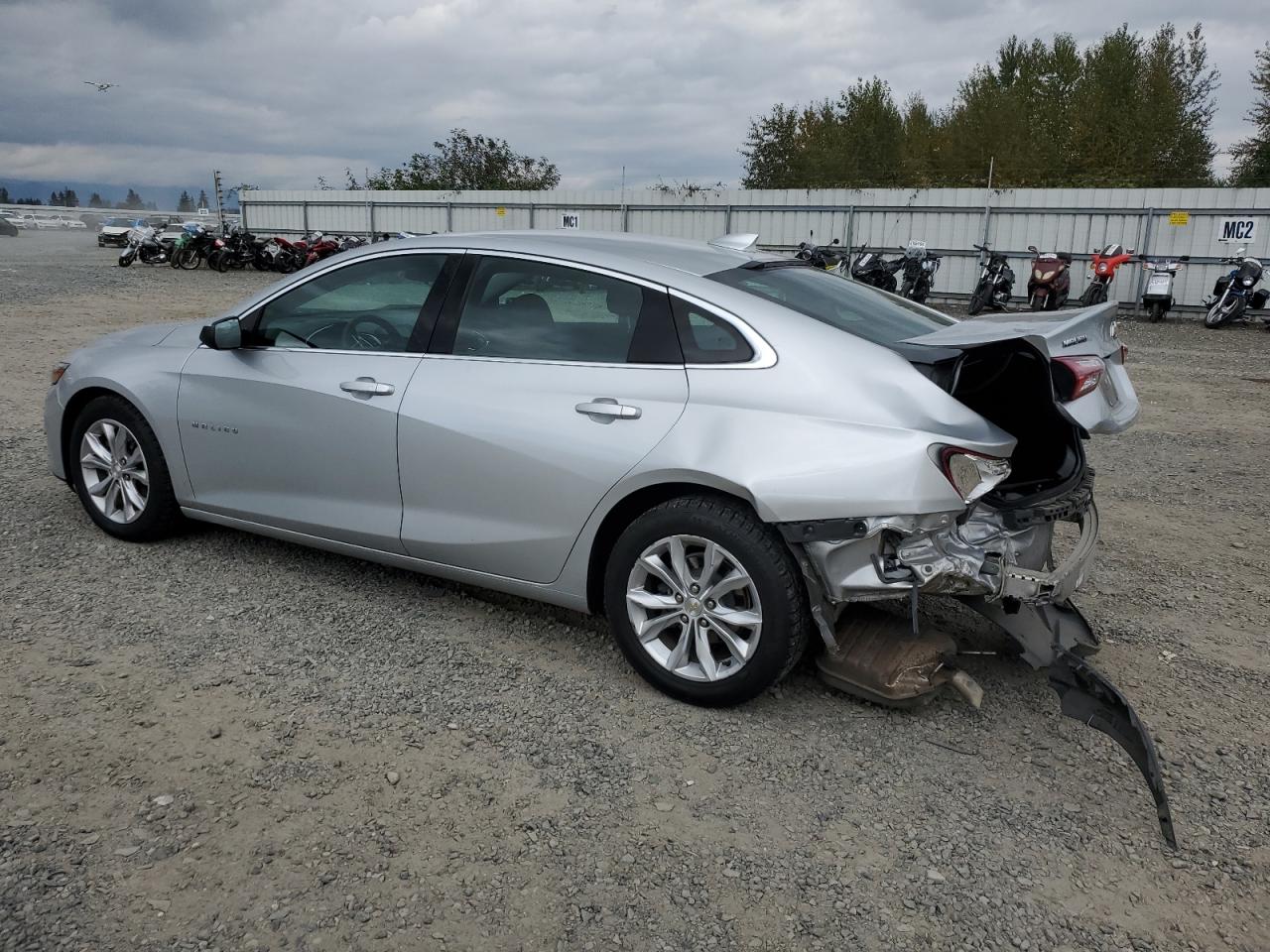 1G1ZD5ST3KF139709 2019 CHEVROLET MALIBU - Image 2