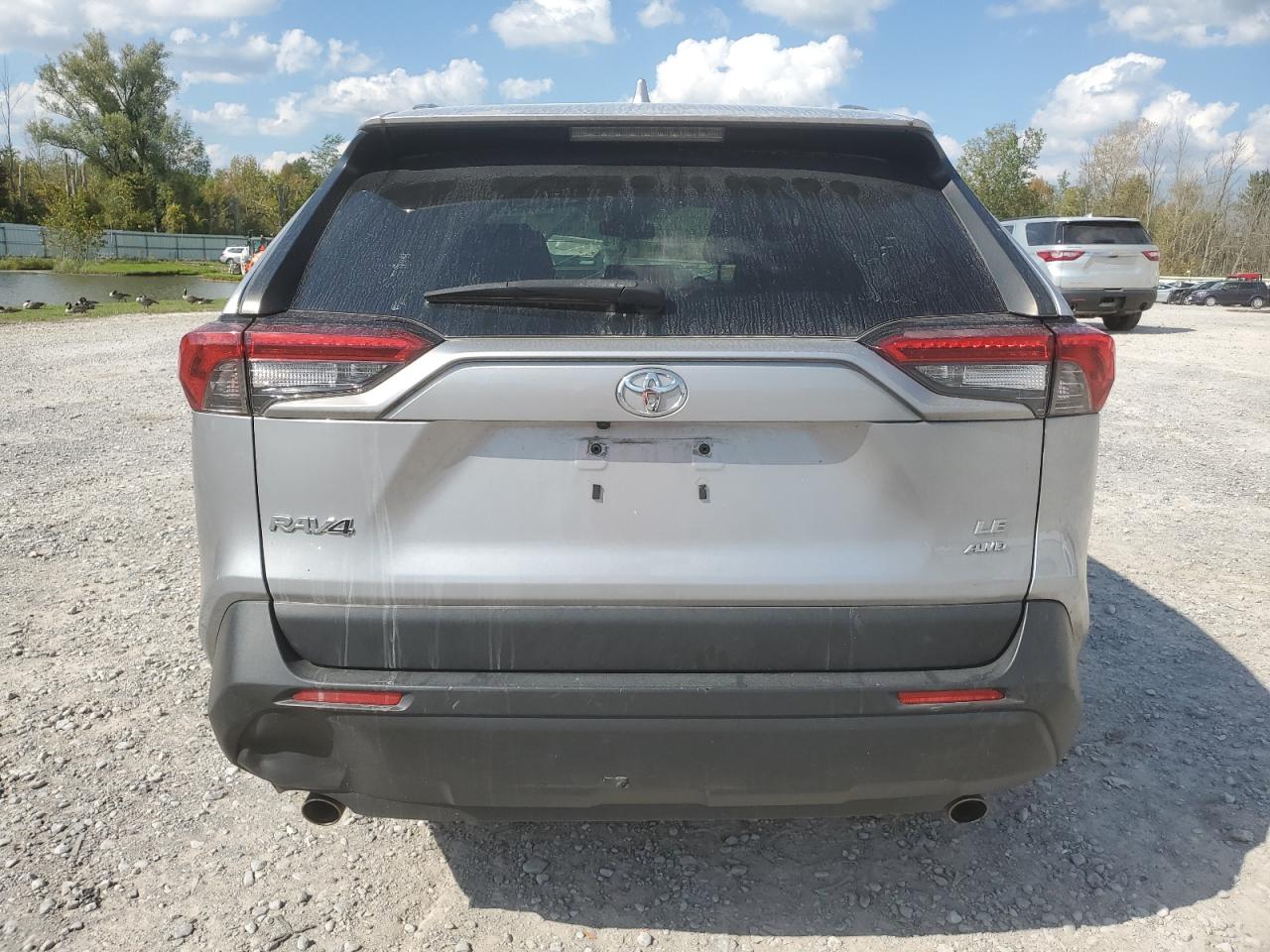 2020 Toyota Rav4 Le VIN: JTMF1RFV5LD063476 Lot: 70953594