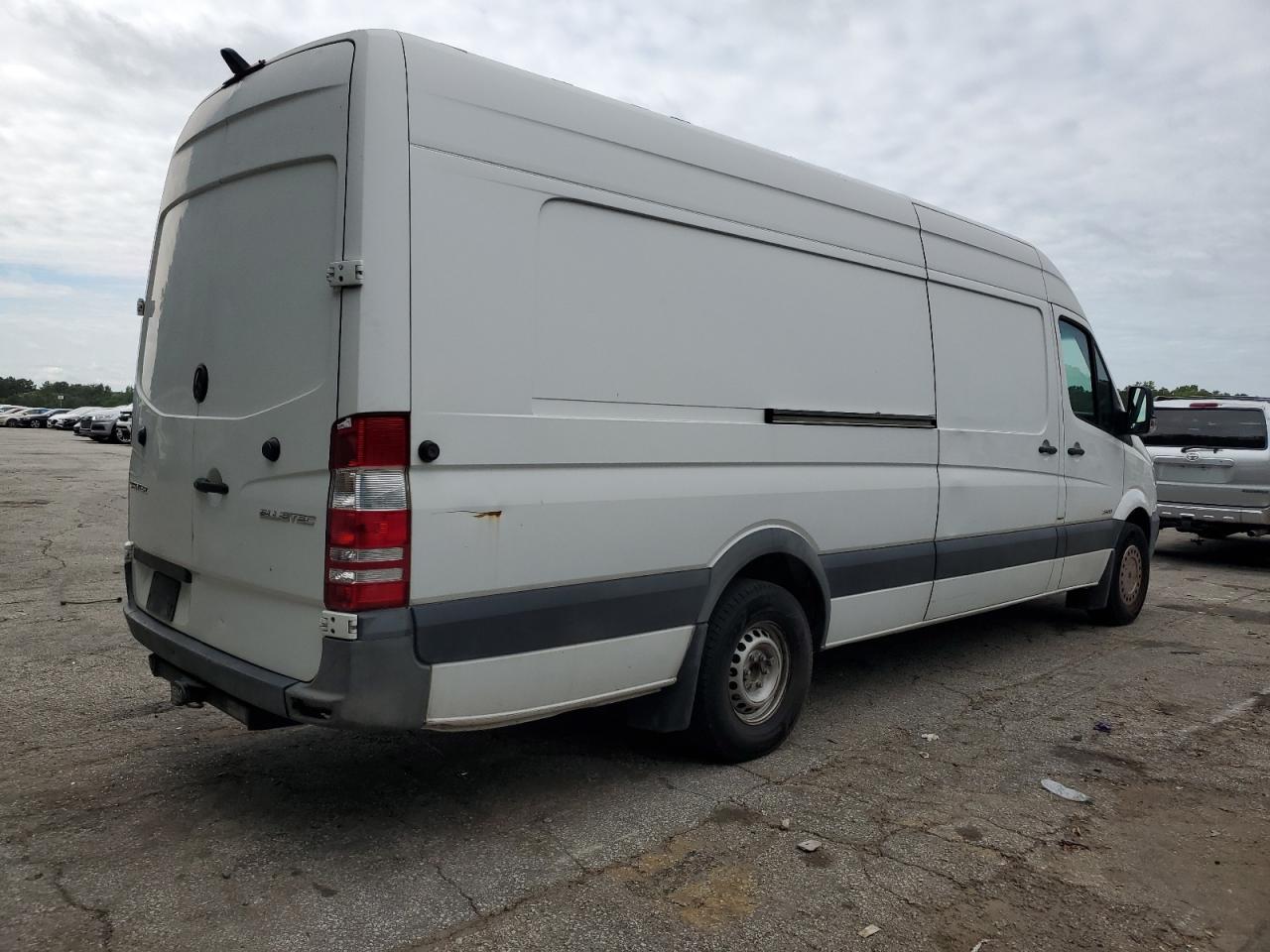 VIN WD3PE8DD3GP331226 2016 MERCEDES-BENZ SPRINTER no.3